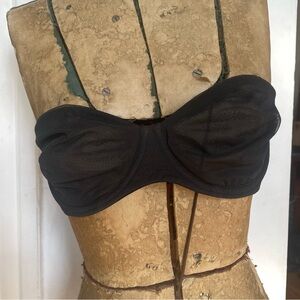 Skims Black Strapless Bra